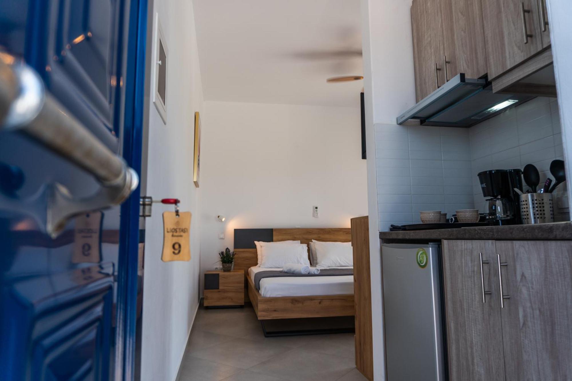 Liostasi Houses Skyros Bilik gambar