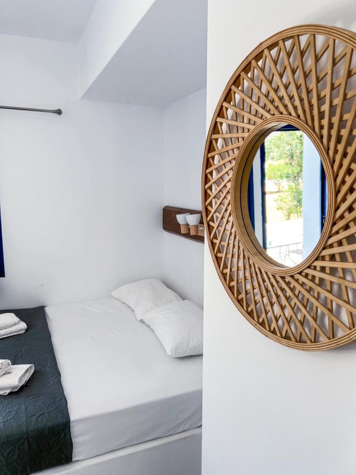 Liostasi Houses Skyros Bilik gambar